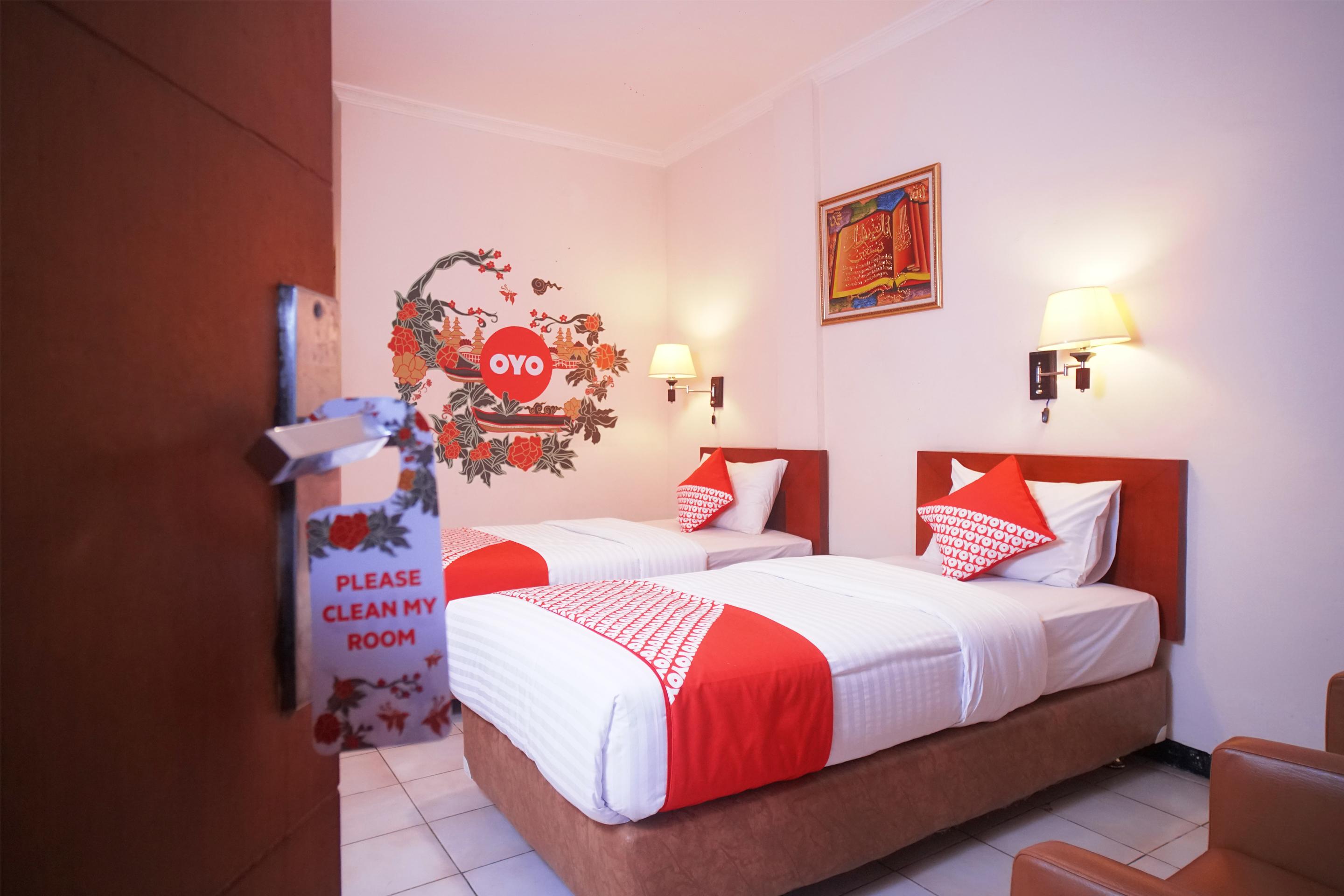 פאלמבאנג Capital O 142 Hotel Al Furqon Syariah מראה חיצוני תמונה
