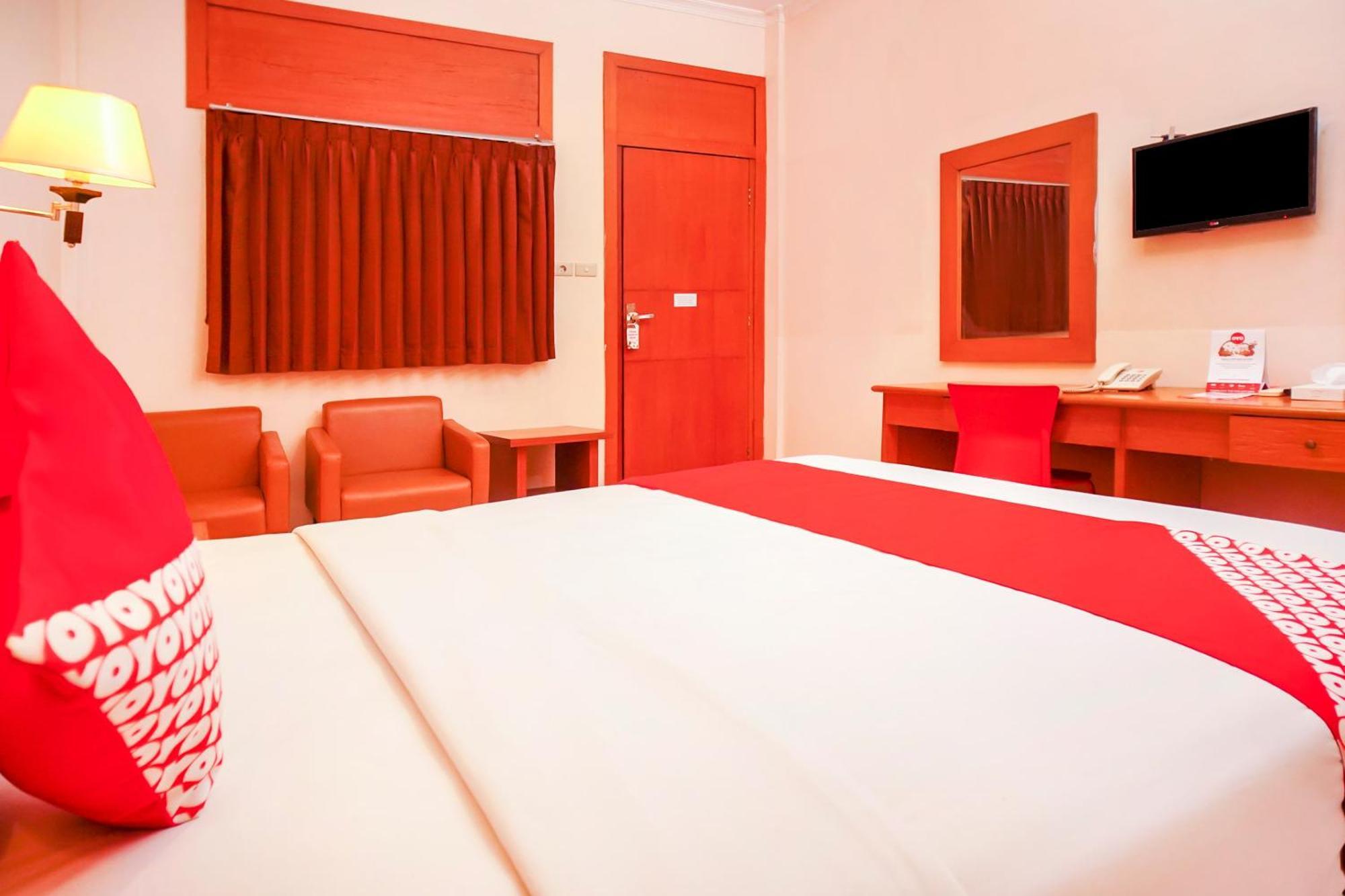 פאלמבאנג Capital O 142 Hotel Al Furqon Syariah מראה חיצוני תמונה