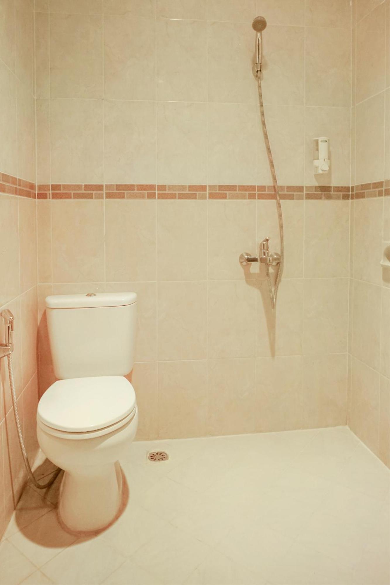 פאלמבאנג Capital O 142 Hotel Al Furqon Syariah מראה חיצוני תמונה