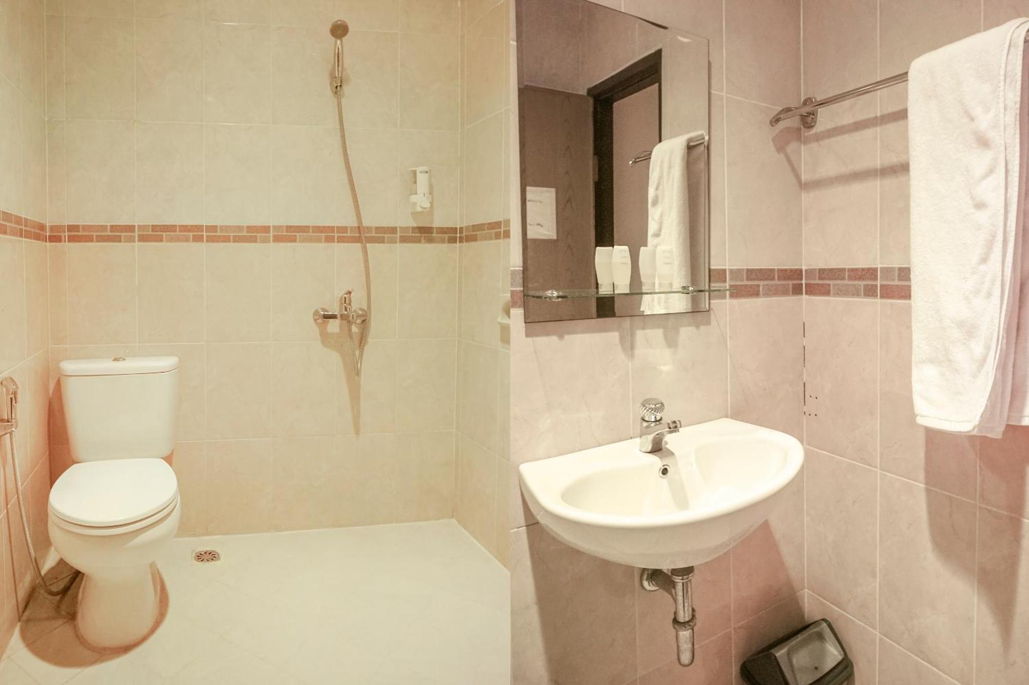 פאלמבאנג Capital O 142 Hotel Al Furqon Syariah מראה חיצוני תמונה