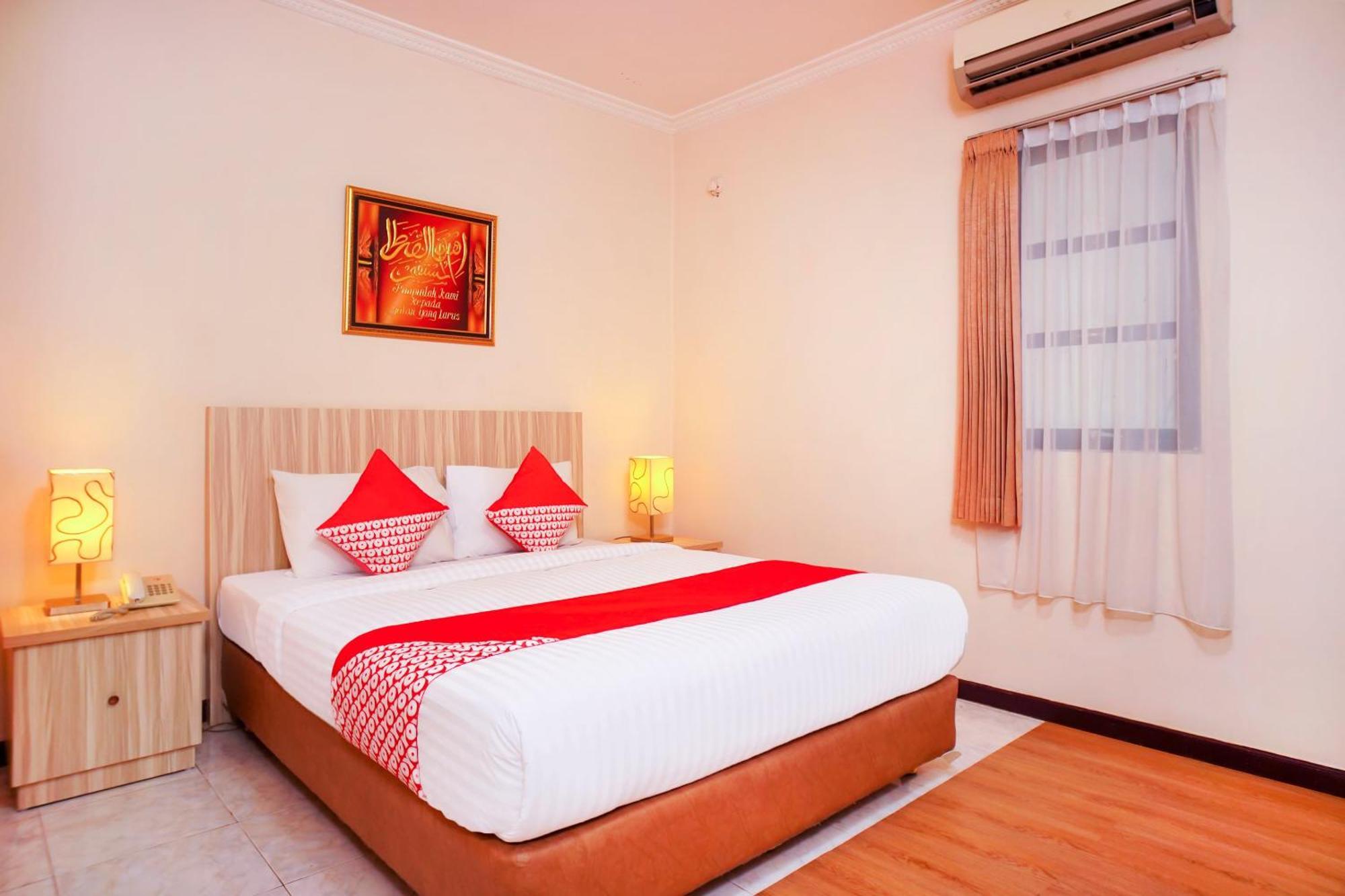 פאלמבאנג Capital O 142 Hotel Al Furqon Syariah מראה חיצוני תמונה