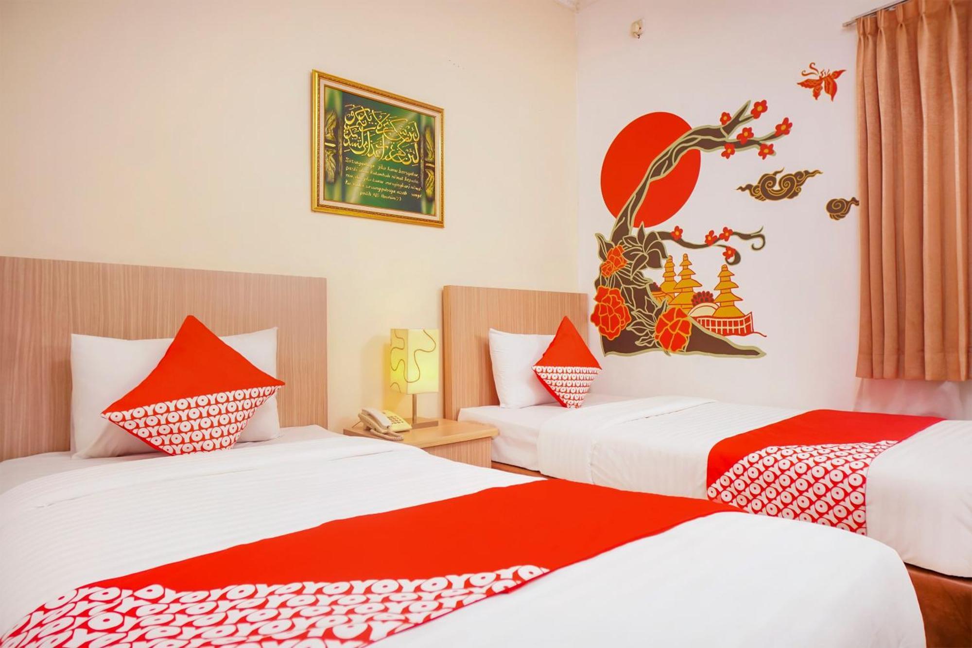 פאלמבאנג Capital O 142 Hotel Al Furqon Syariah מראה חיצוני תמונה