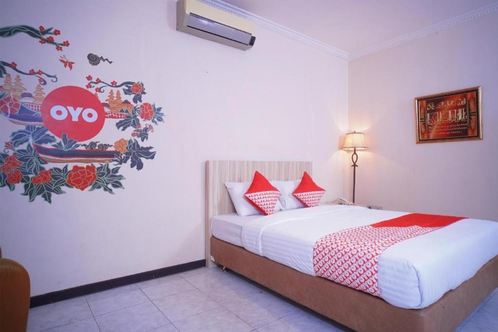 פאלמבאנג Capital O 142 Hotel Al Furqon Syariah מראה חיצוני תמונה